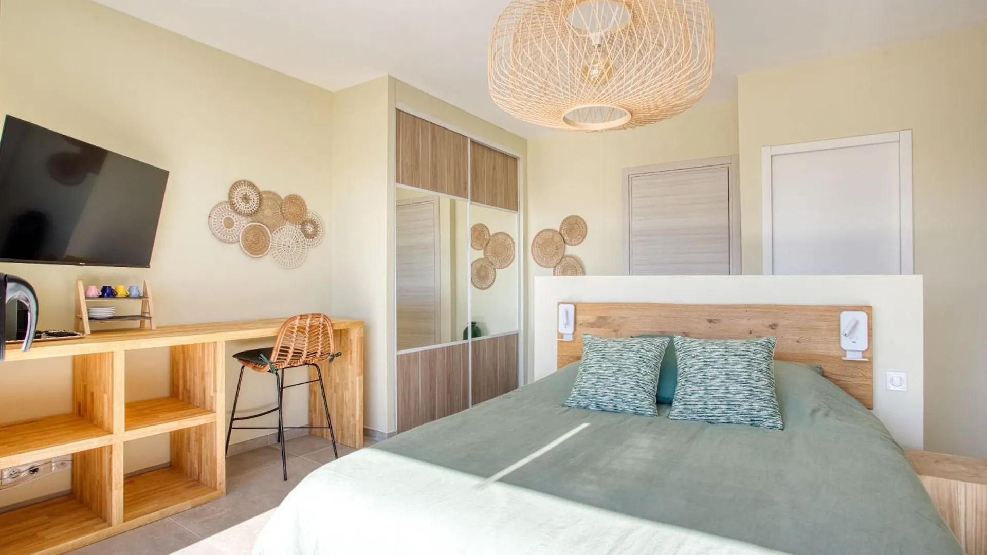 Holiday home 3 Chambres, Vue Mer, Piscine, Parking Sainte-Maxime France